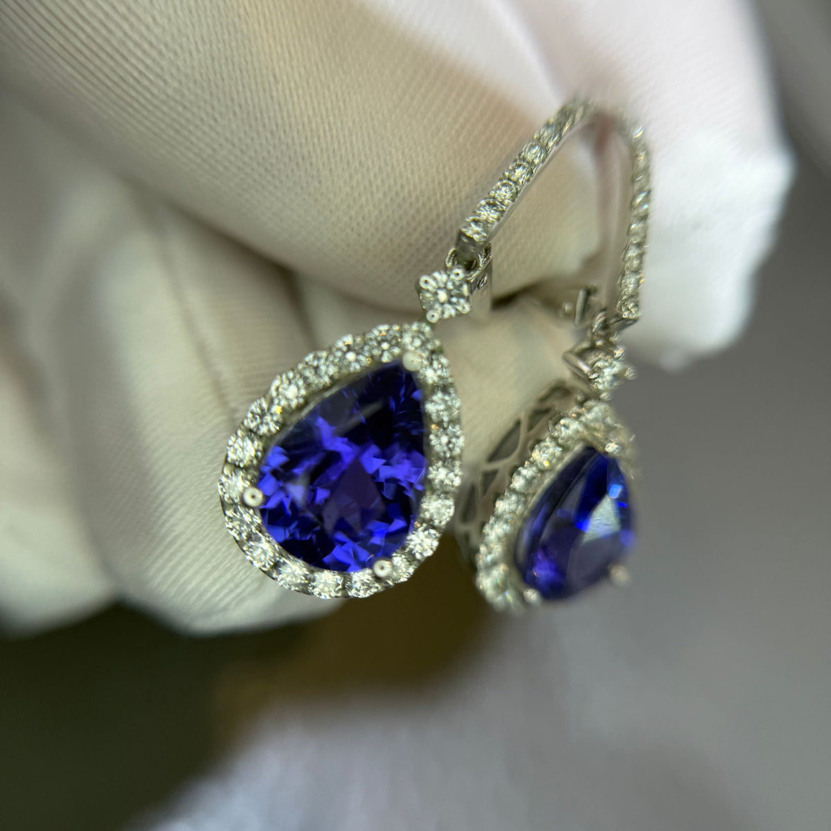 Stunning Pear Shaped Tanzanite Drop Earrings
