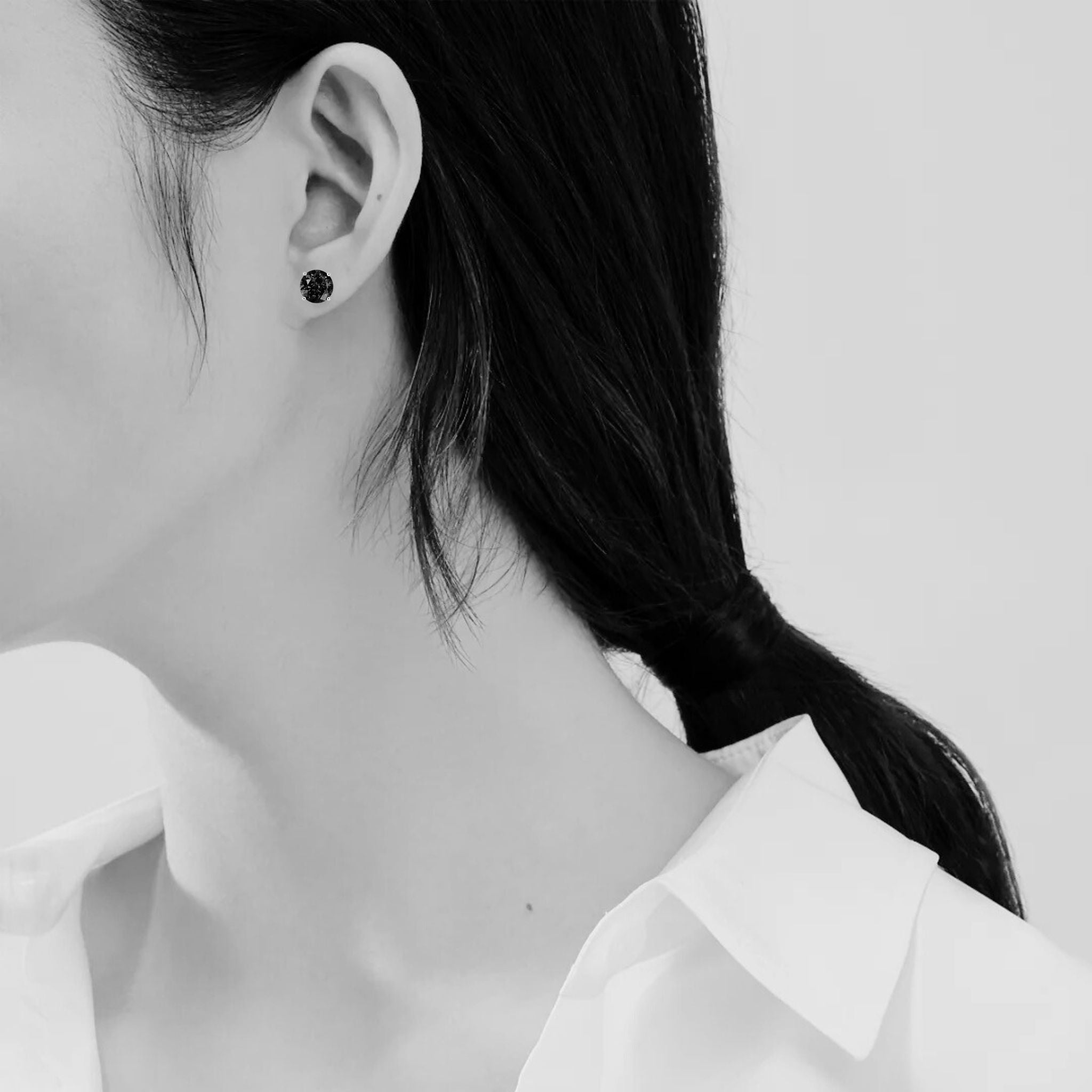 Exceptional 3 Carat Tanzanite Stud Earrings in 18K White Gold