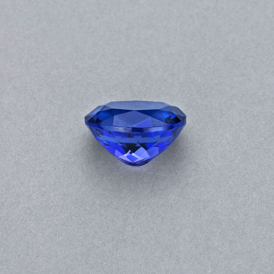 5.00 Carat Oval Cut Tanzanite Gemstone