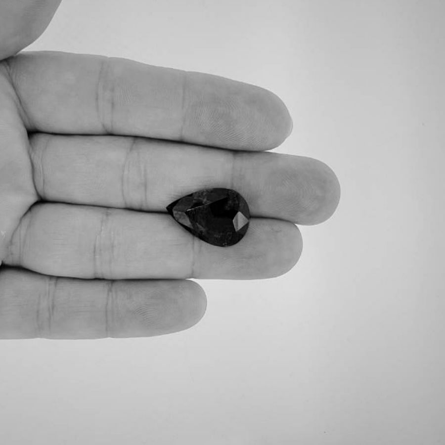 10.90 Carat Pear Cut Tanzanite Gemstone