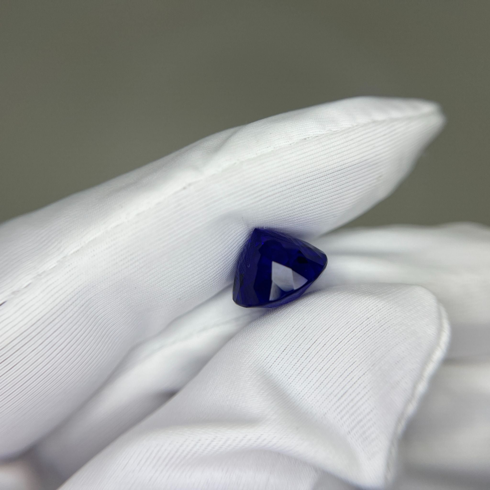 8.53 Round Cut Tanzanite Gemstone