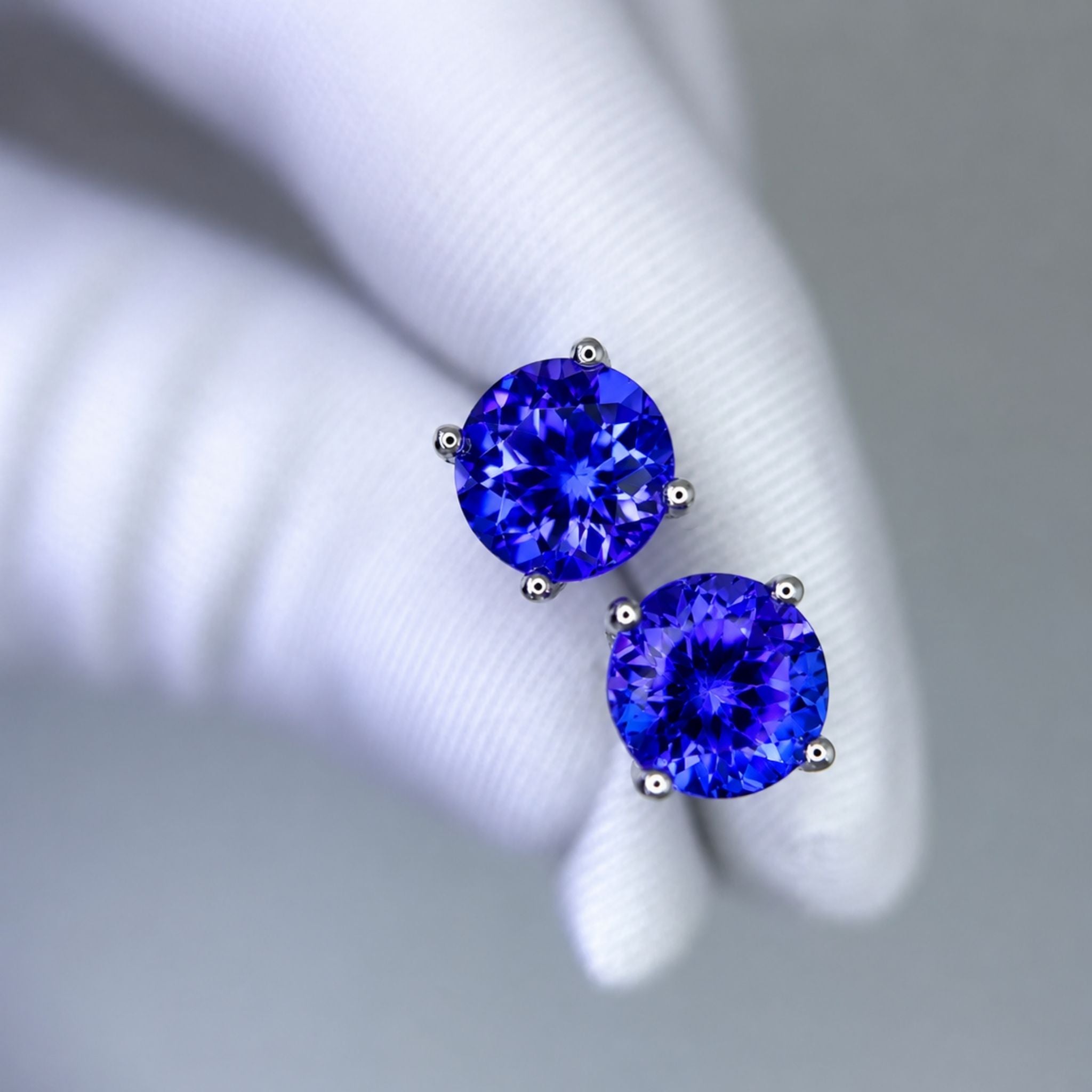 Exceptional 4.20 Carat Tanzanite Stud Earrings in 18K White Gold