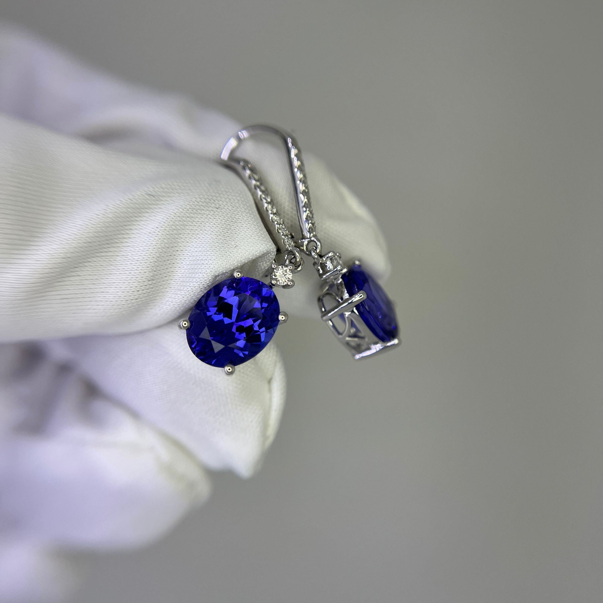 Exceptional 6.00 Ct Tanzanite Diamond  Dangle Earrings