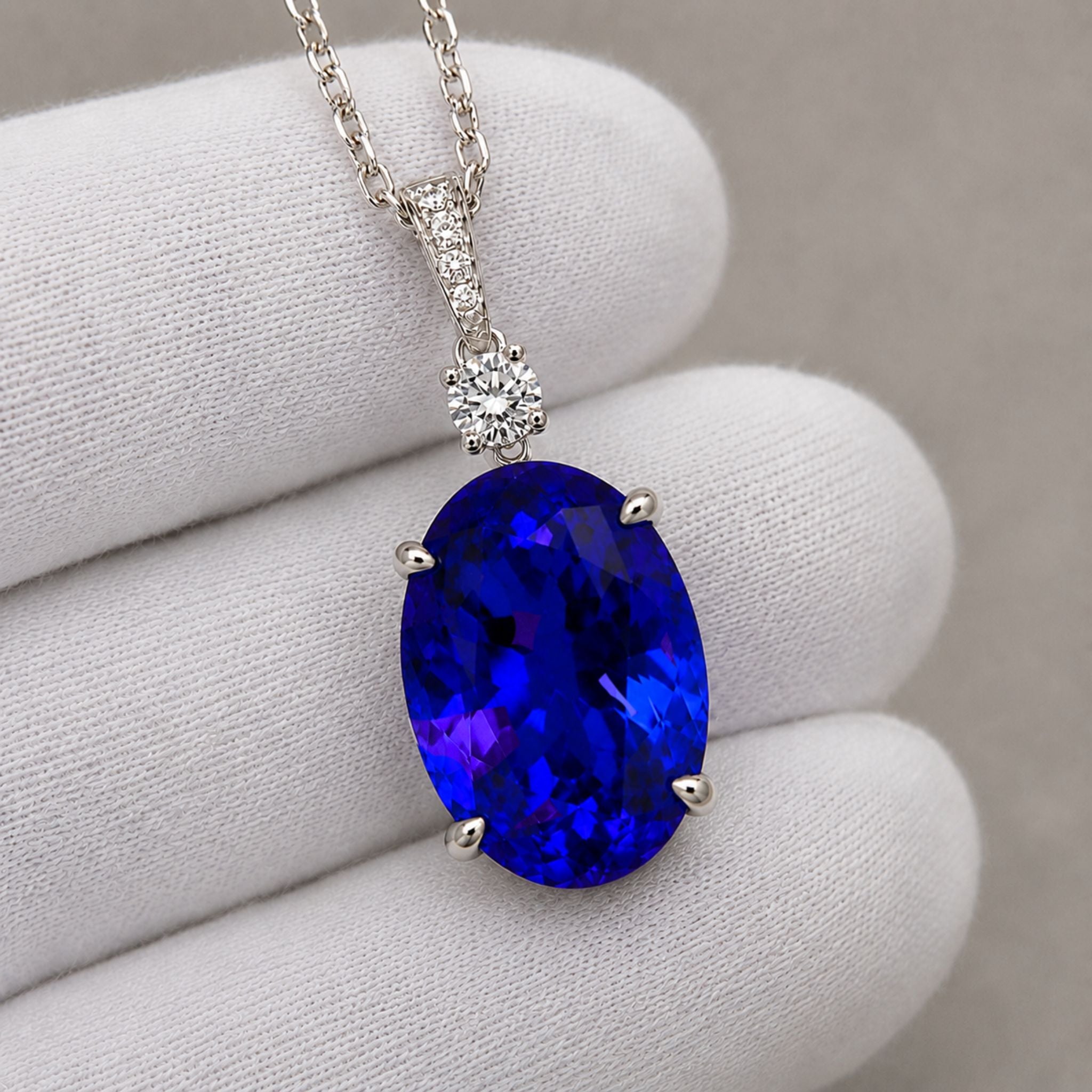 Stunning 7.00 Ct Oval Tanzanite Necklace
