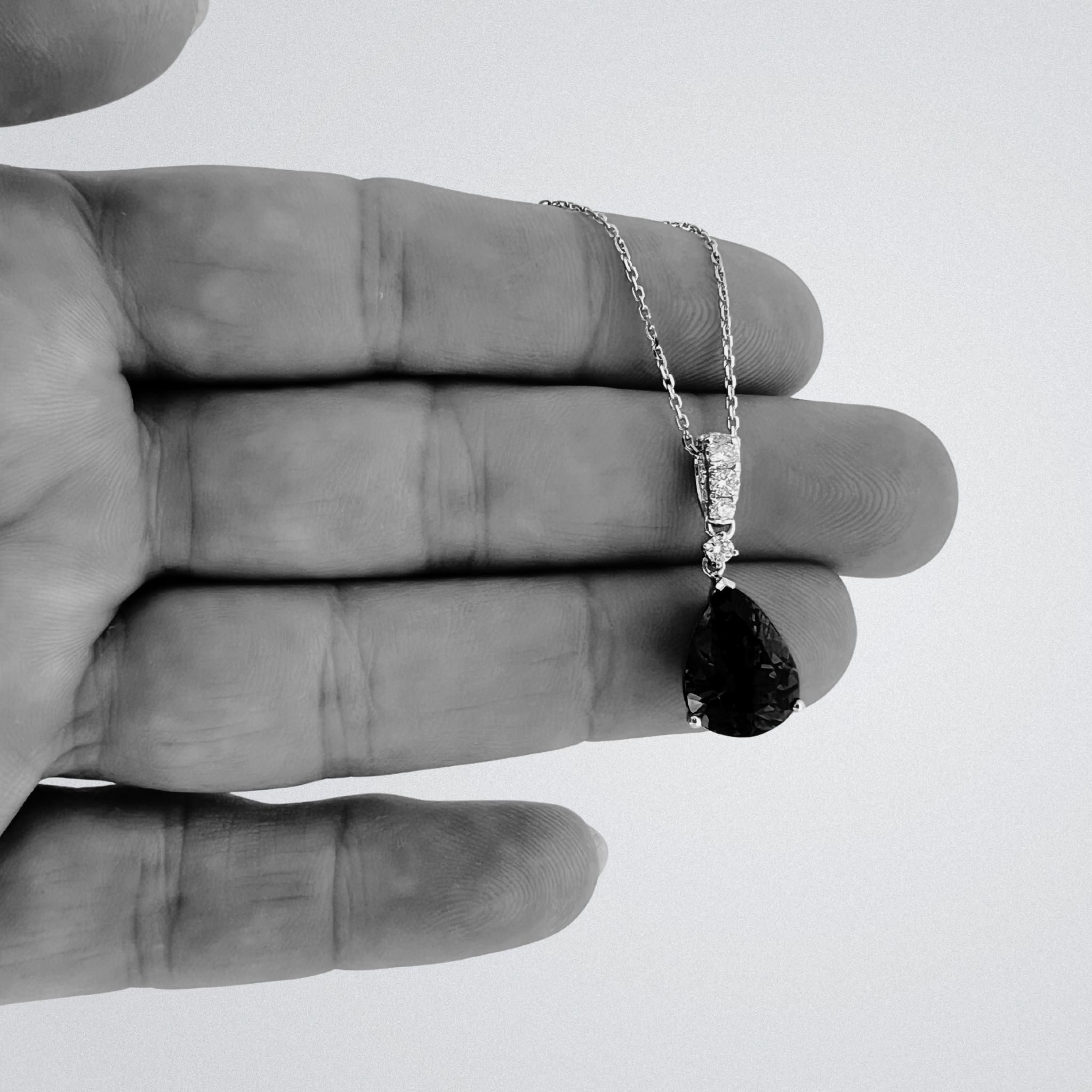 Exquisite Pear-Shaped Tanzanite Drop Pendant