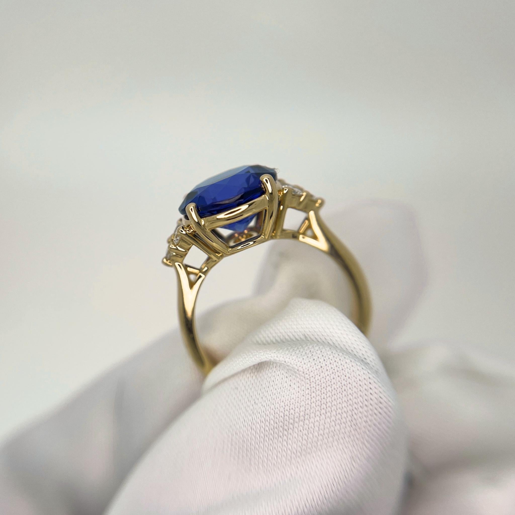 Round Solitaire Tanzanite Diamond Ring - 4.94 Cts -18K Yellow Gold