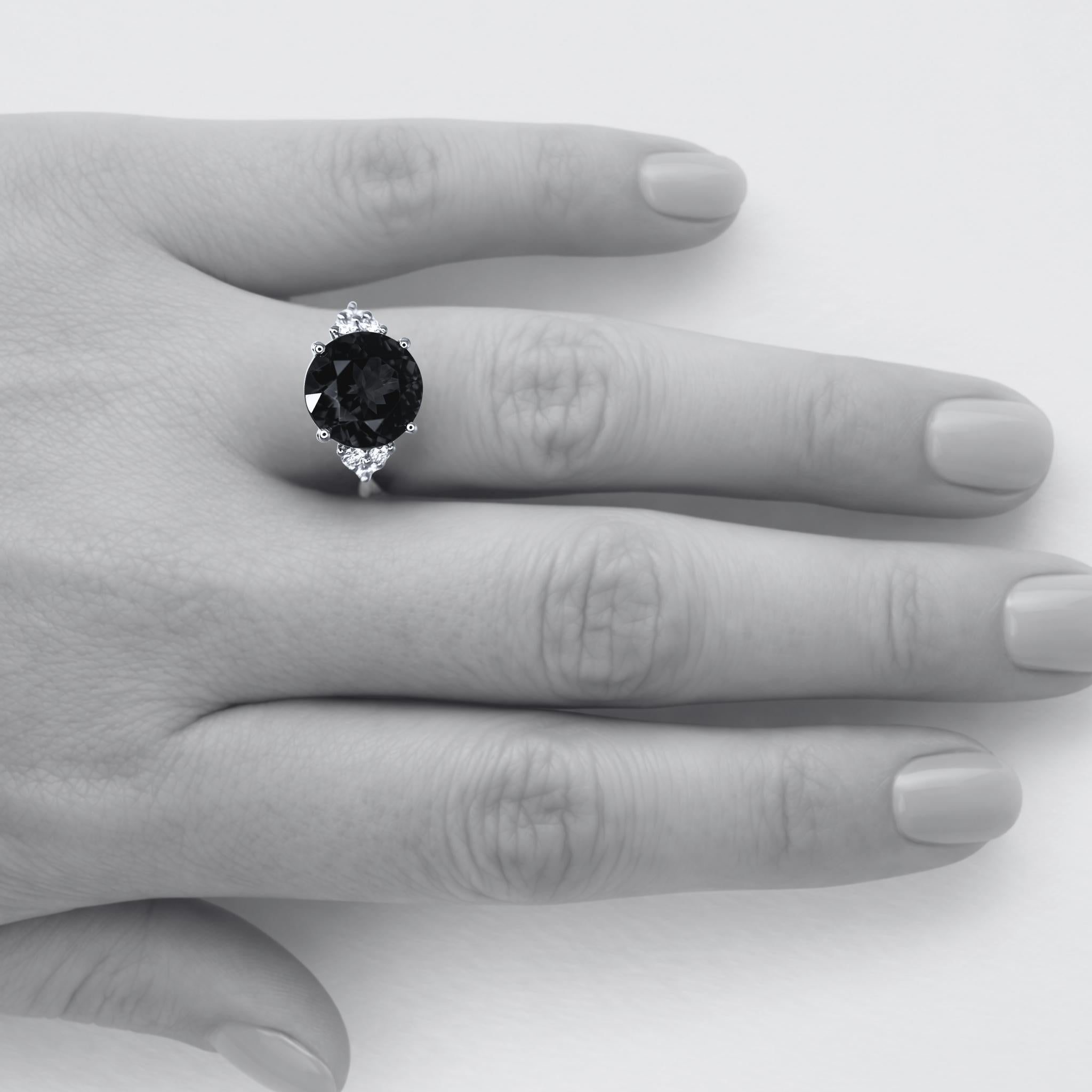 Round Solitaire Tanzanite Diamond Ring - 4.94 Cts -18K Yellow Gold