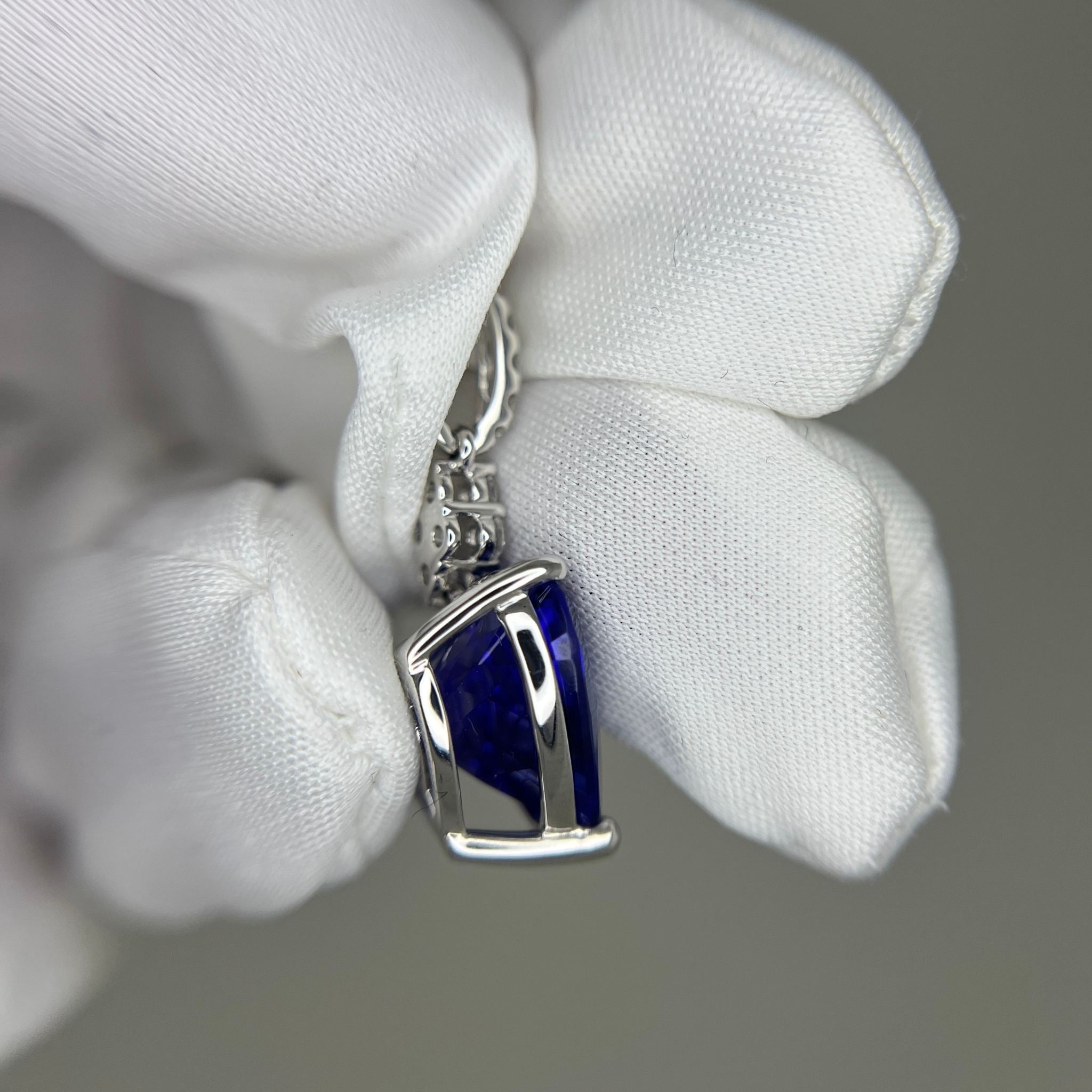 5.00 Carat Heart Shaped Tanzanite Pendant