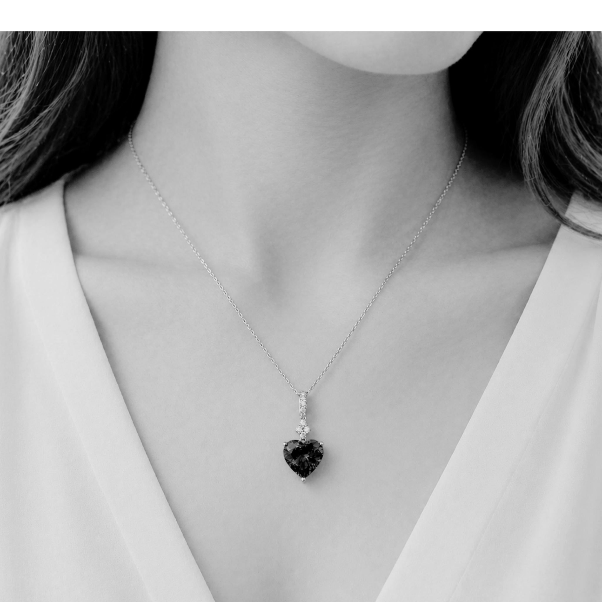 5.00 Carat Heart Shaped Tanzanite Pendant
